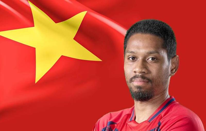 Jason Quang Vinh Pendant viet kieu